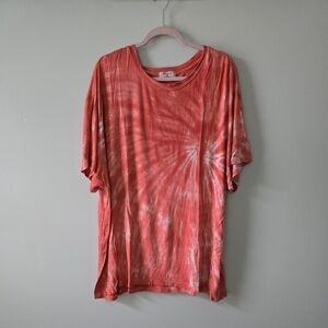Zenana Outfitters Coral Tie-Dye Short Sleeve Top